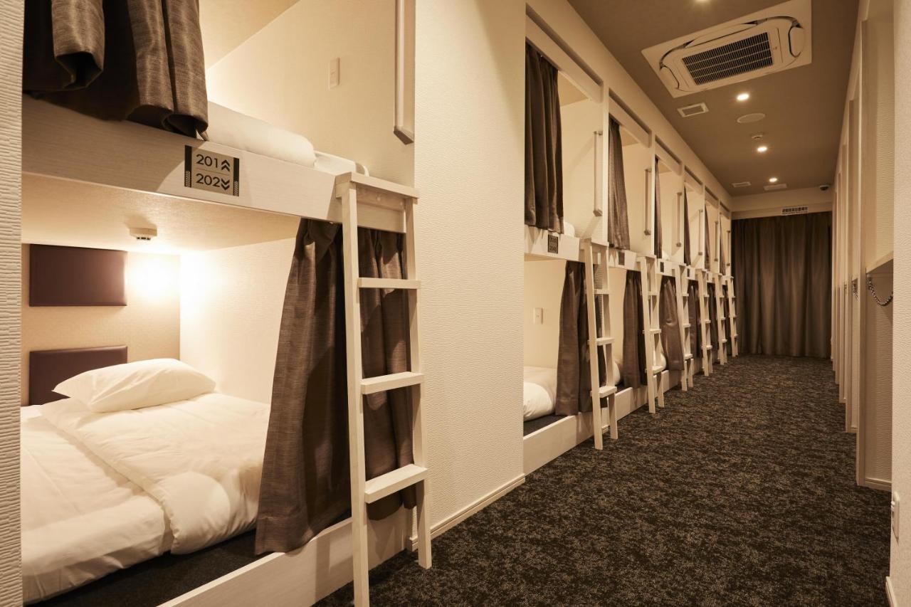 Hotel The Rock Осака Екстер'єр фото