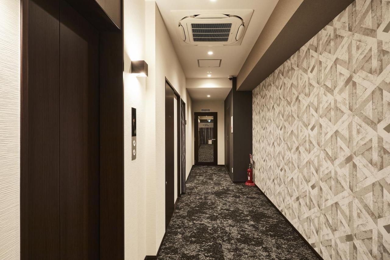 Hotel The Rock Осака Екстер'єр фото